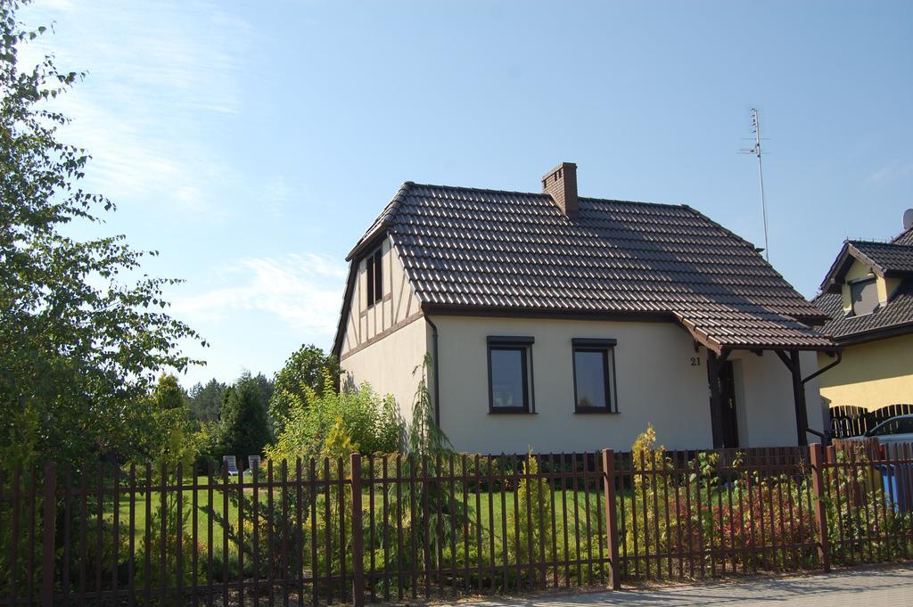 Dom Relaks & Wypoczynek Villa Skoki Exteriör bild